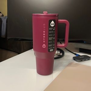 NEW Hydrojug Traveler 40oz in Cranberry